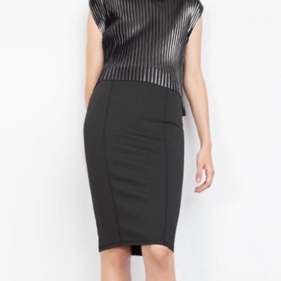 4 for 35 ✨ black Zara bodycon skirt - Picture 6 of 7